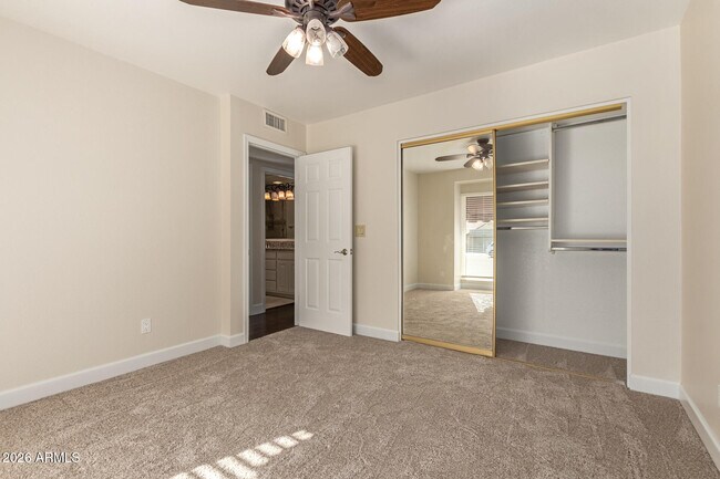 Building Photo - 10638 E Turquoise Ave