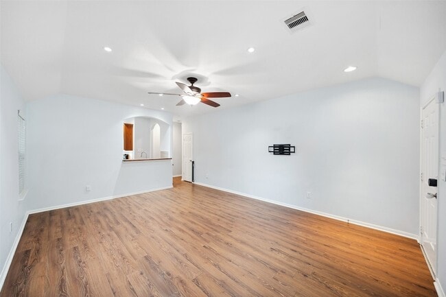 Building Photo - 15838 Lost Anchor Way Ln