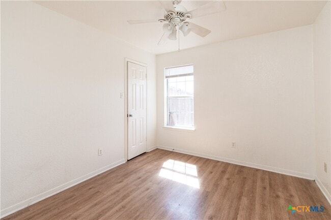 Building Photo - 5009 James Loop