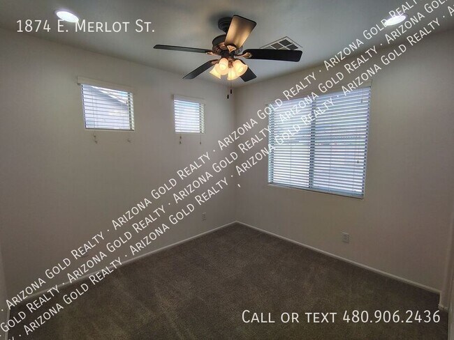 Building Photo - 1874 E Merlot St