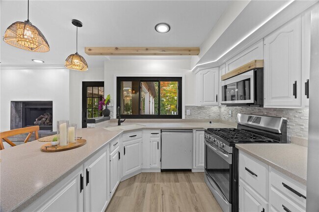 Building Photo - 112 Heather Ridge