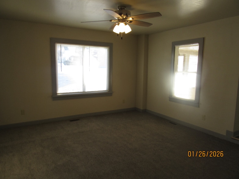 Building Photo - 353 Blake St