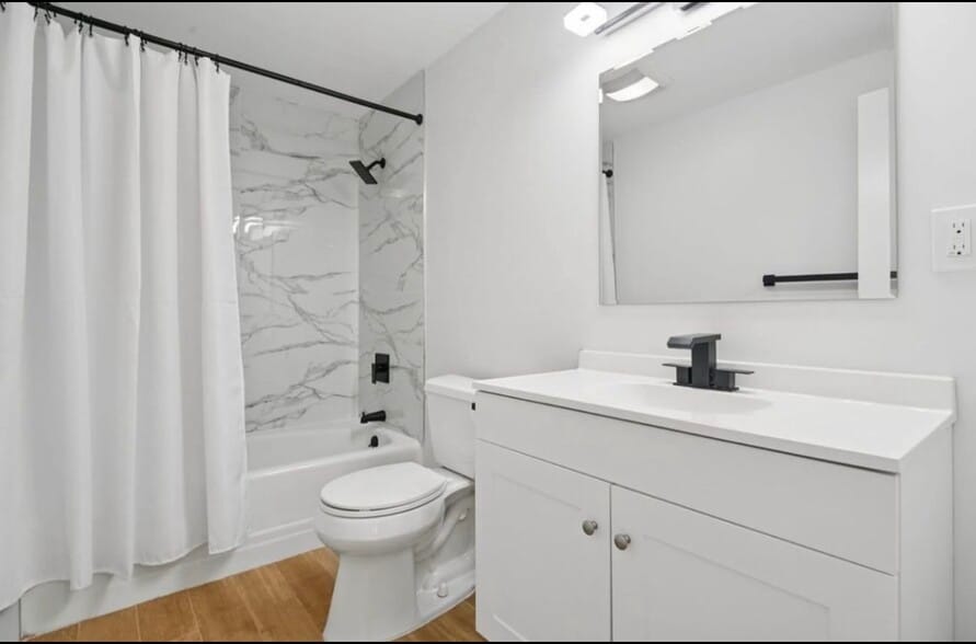 Bathroom - 511 New York Ave