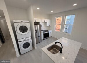 Building Photo - 1621 N 33rd St