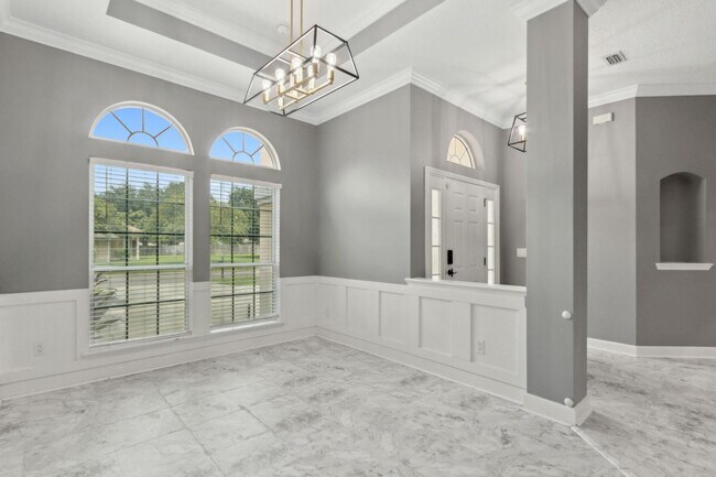 Building Photo - 14617 E Zachary Dr