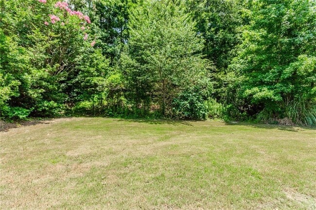 Building Photo - 2023 Jameson Cir NE