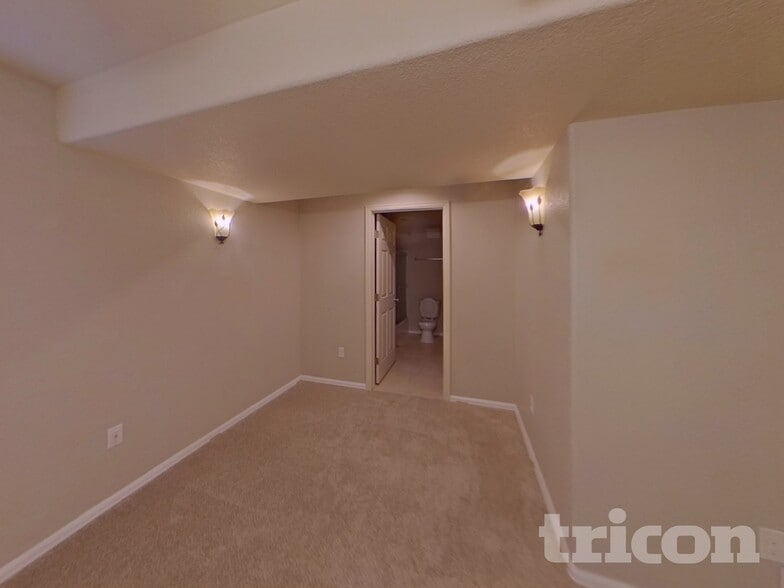 Building Photo - 1508 Ponderosa Dr