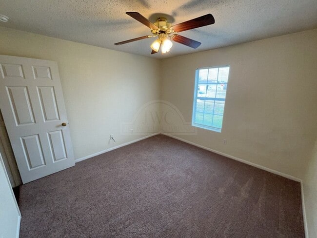 Building Photo - 4206 Frigate Dr