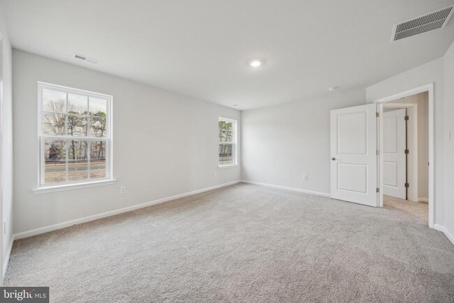 Building Photo - 107 Malibu Dr