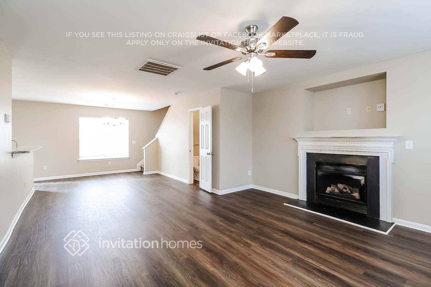 Building Photo - 9409 Dewey Dr