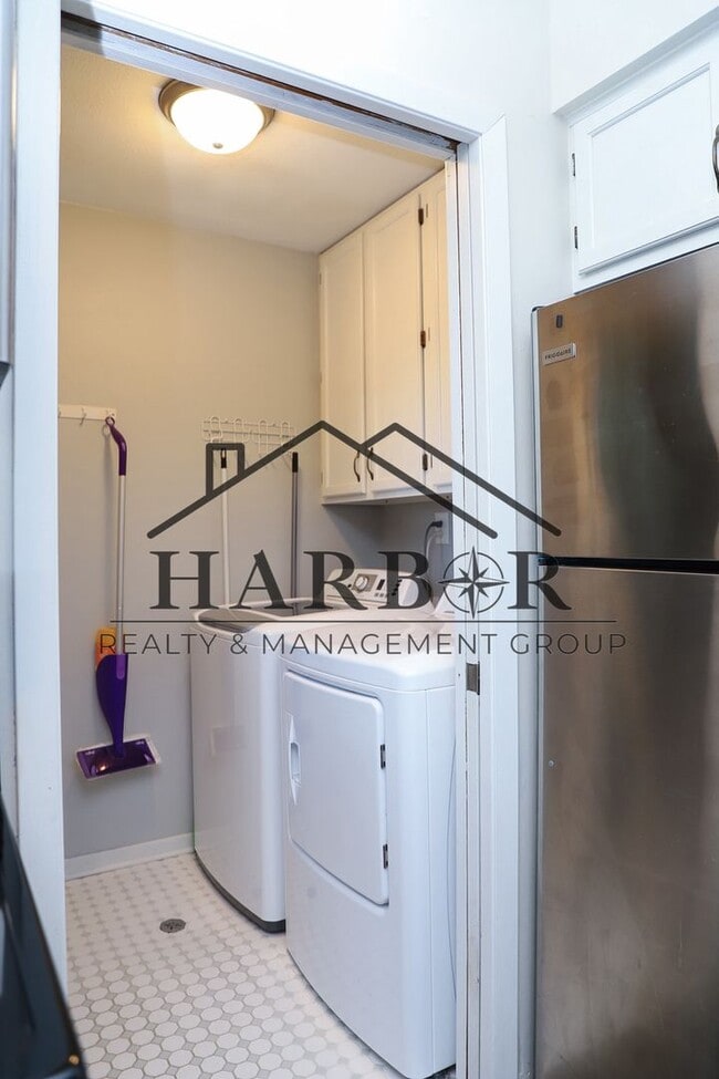 Building Photo - 3 bedroom Townhome in Eyota, MN Available ...