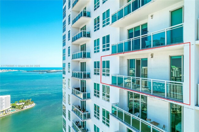 Primary Photo - 950 Brickell Bay Dr