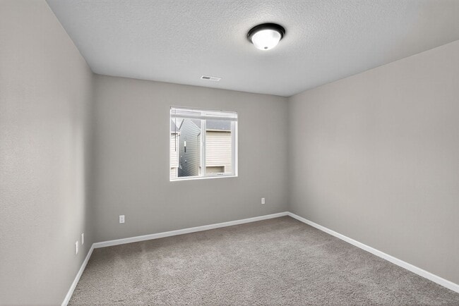 Building Photo - 2550 Carson Loop