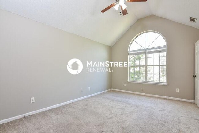 Building Photo - 3 Bedroom Pet-Friendly Home in Decatur, GA with Main Street Renewal