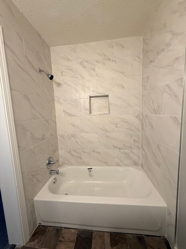 Building Photo - Beautiful Home Ready for You!