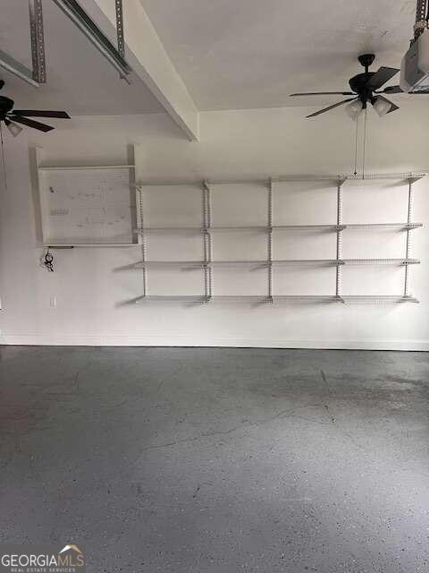 Building Photo - 871 Cedar Trce SW