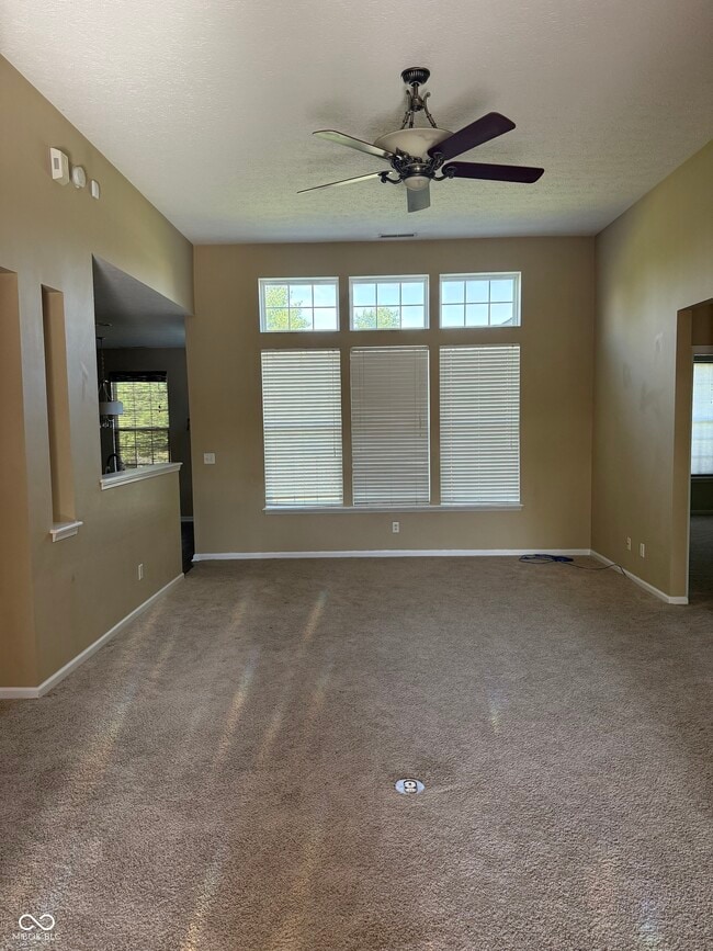 Building Photo - 1055 Woodfield Ct
