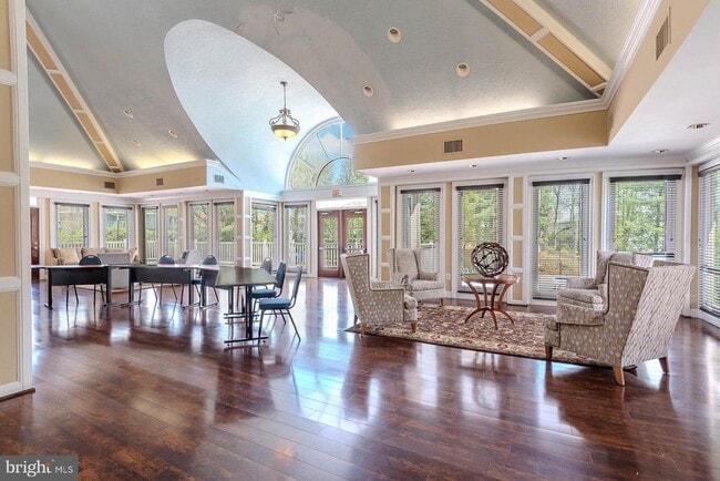 Building Photo - 2134 Commissary Cir