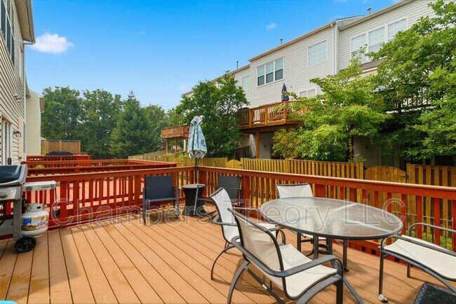Building Photo - 13612 Red Squirrel Way