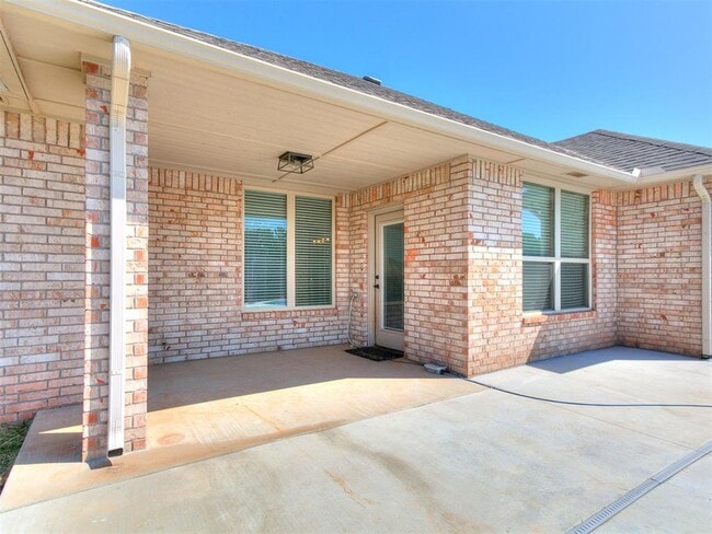 Building Photo - 1745 Cowboy Ln