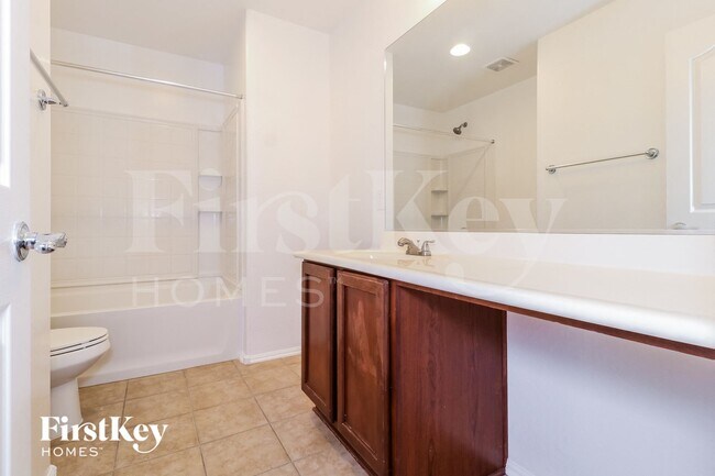 Building Photo - 10946 W College Dr