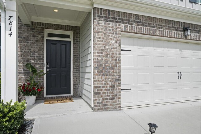 Building Photo - 7814 Messina Ct