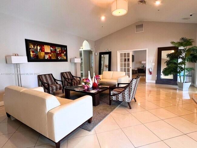Building Photo - 731 Vista Isles Dr