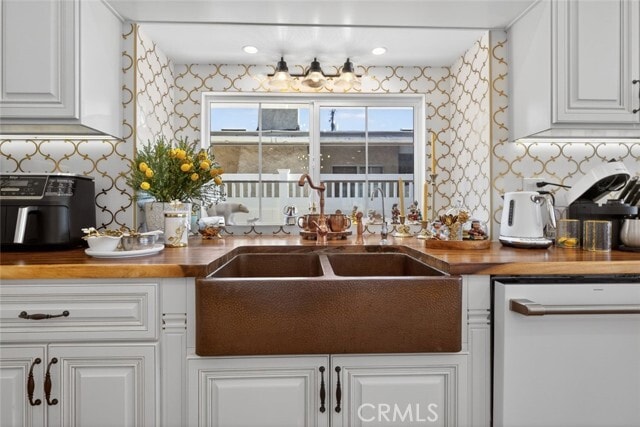 Building Photo - 327 Vine St