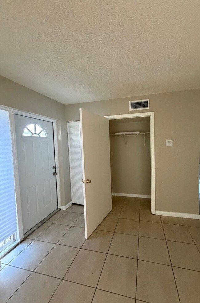Building Photo - 2130 NW 58th Ave