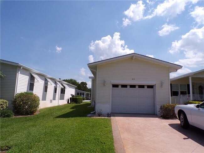 Building Photo - 917 Evergreen St