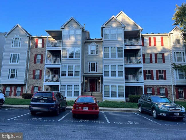 Building Photo - 6310 Bayberry Ct