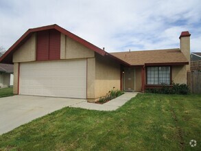 Building Photo - Located in the Heart of Tehachapi!