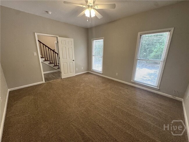 Building Photo - 620 Pinecrest Dr