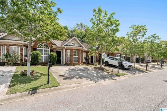 Building Photo - 114 Hayesbury Ln