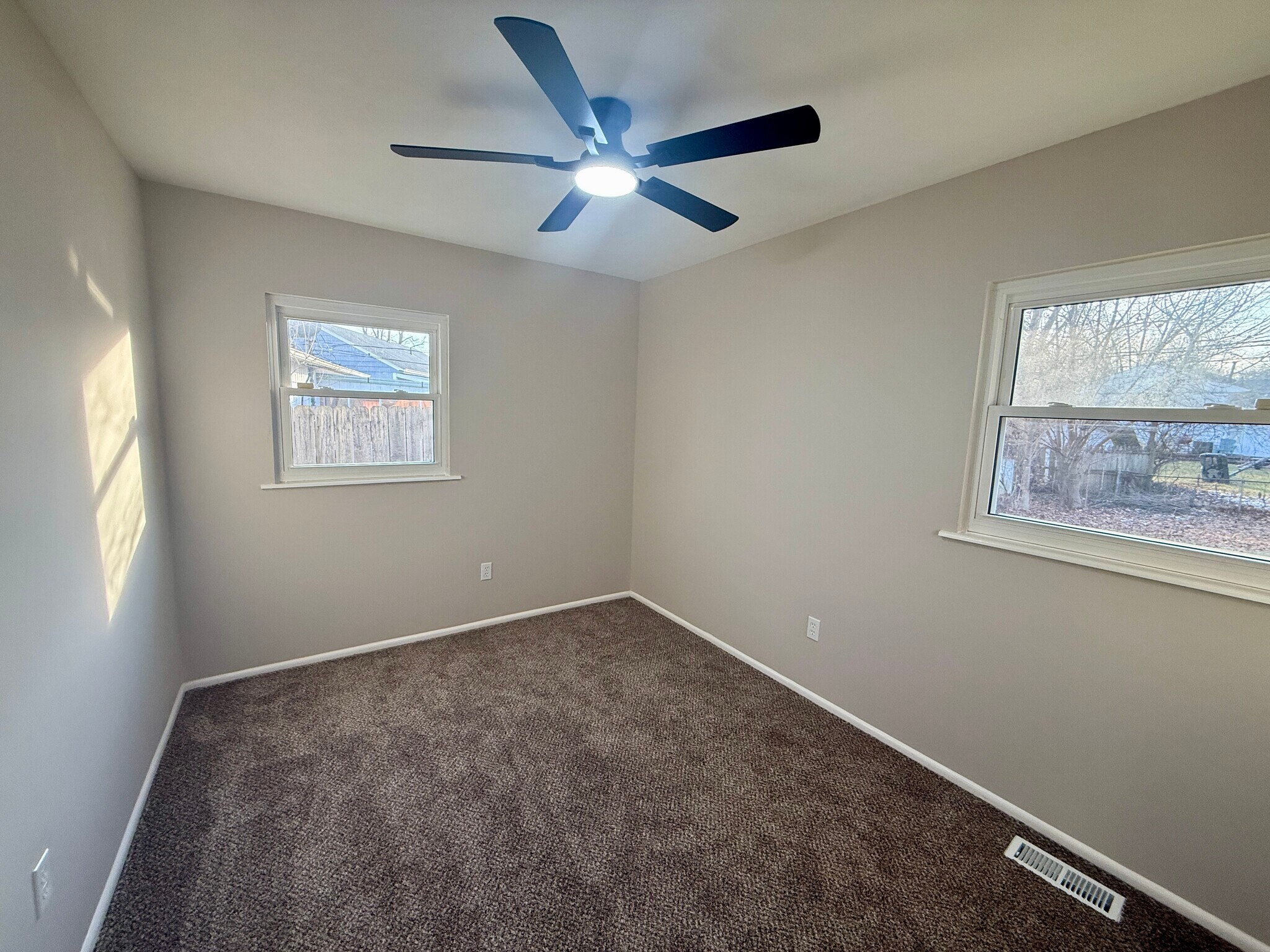 Building Photo - 4161 Grayfriars Ln