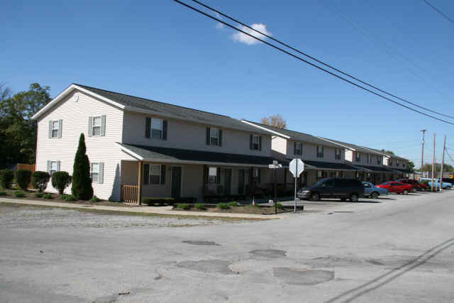 Primary Photo - Old Mill Townhouses