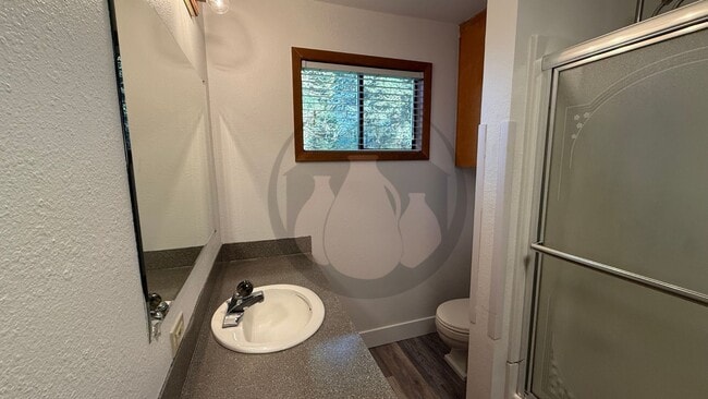 Building Photo - Buckner Duplex #2024-JOC8