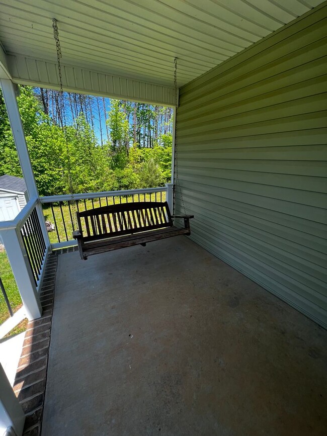 Building Photo - FOR RENT DAVIE COUNTY!!