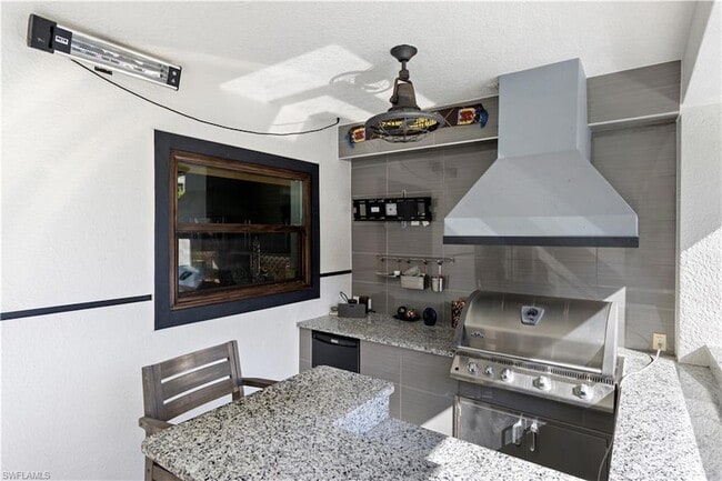 Building Photo - 10990 Goodwin St