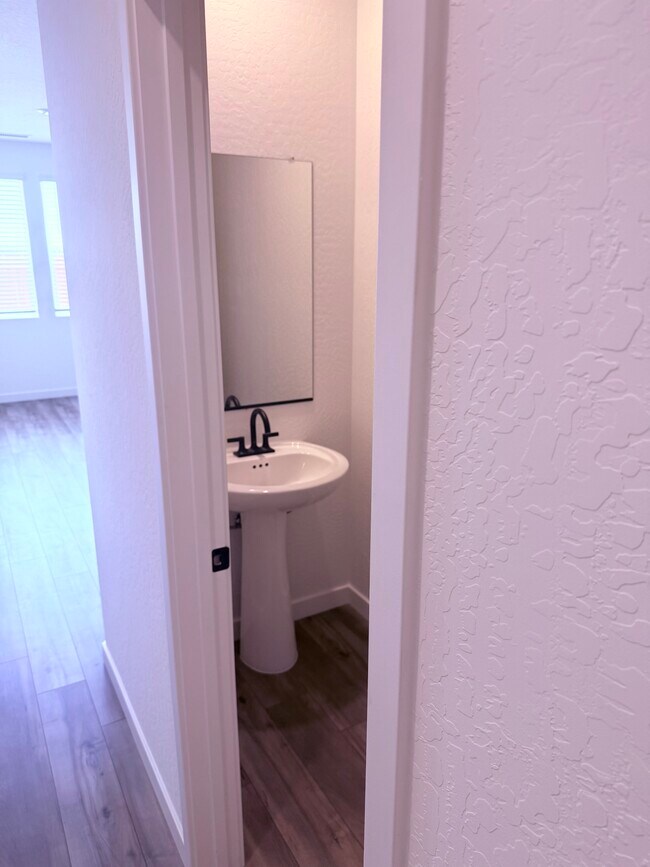 Building Photo - 6461 W Austin Wy