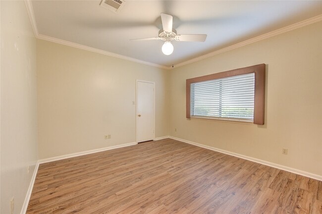 Building Photo - 12307 Rocky Knoll Dr