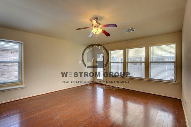 Building Photo - 8821 Highland Orchard Dr