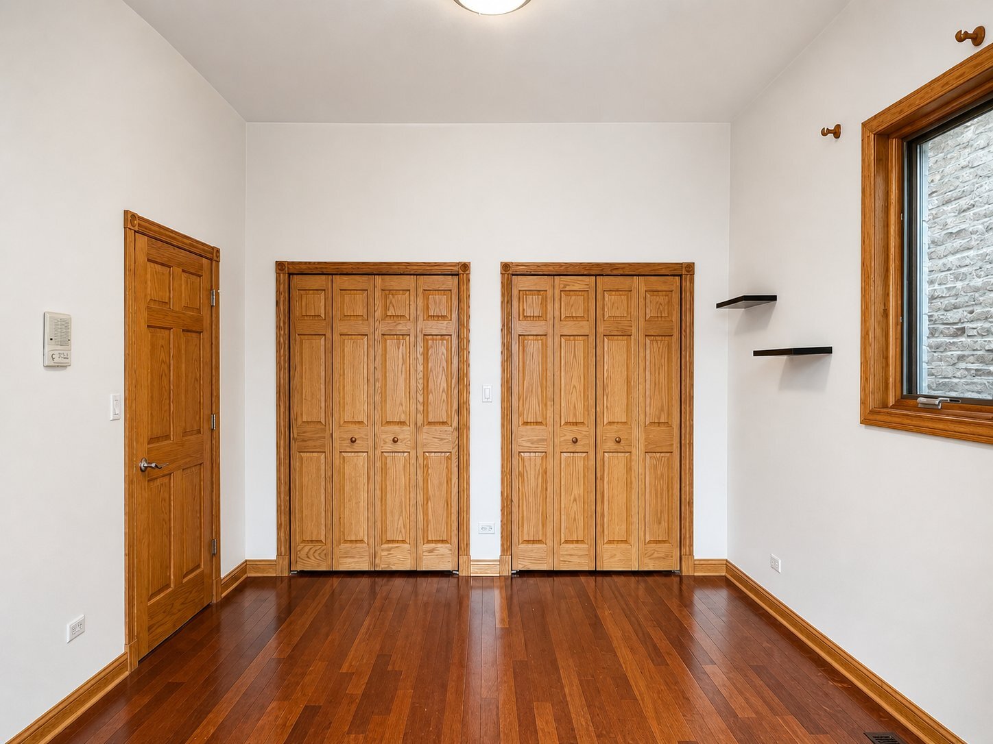 Building Photo - 1644 W Le Moyne St