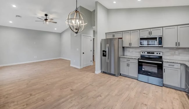 Building Photo - This gorgeous, newly built 2-bedroom, 1-bathroom duplex