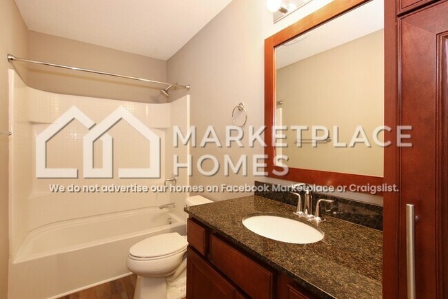 Building Photo - 3738 Byram Cir