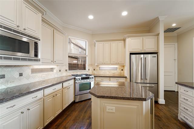 Building Photo - 5124 Miller Ave