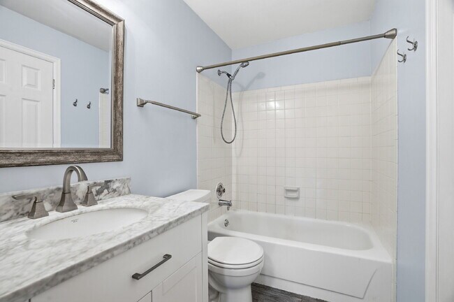 Building Photo - $2,895.95 - 3 Bed, 2 Bath Home in Arvada with Central AC, and Fenced in Yard!