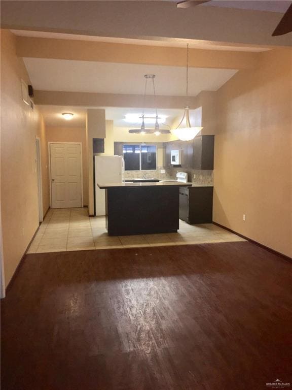 Building Photo - 11 E Dallas Ave