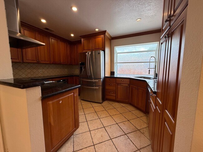 Building Photo - Beautiful Home With Stand-Alone ADU | Camb...