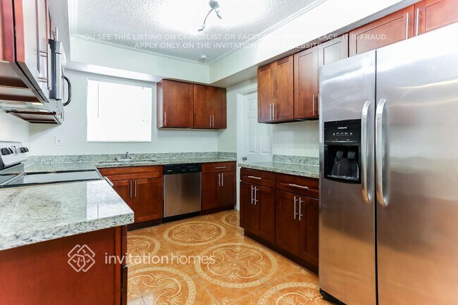 Building Photo - 241 N 69th Ave